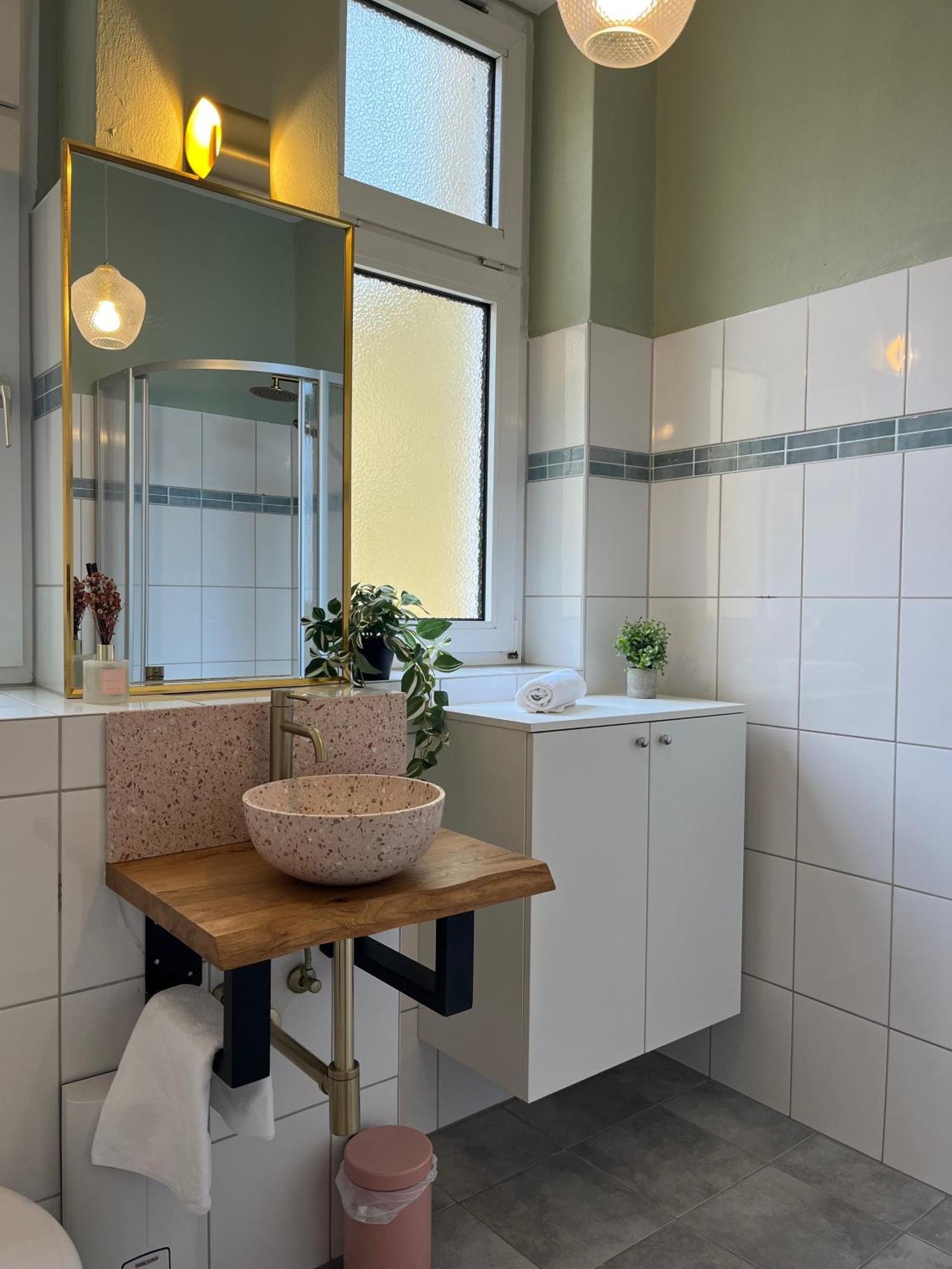 Olive - 86m2 - Kingsize - Free Parking Apartment